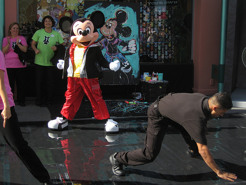 Mickey dance